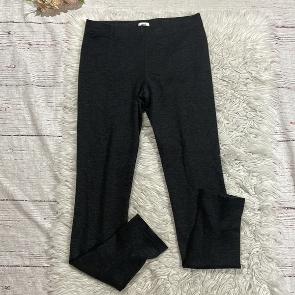 Vince Charcoal Gray Textured Stitch Front Seam Leggings - Picture 2 of 12